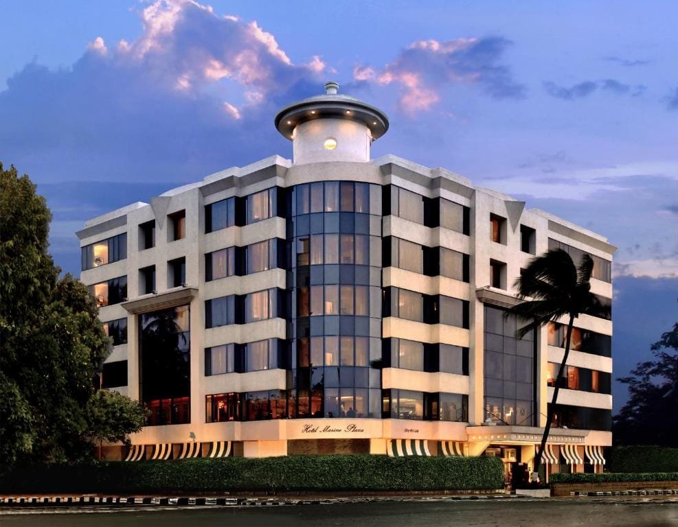 5-Star Hotel Marine Plaza Nariman Point